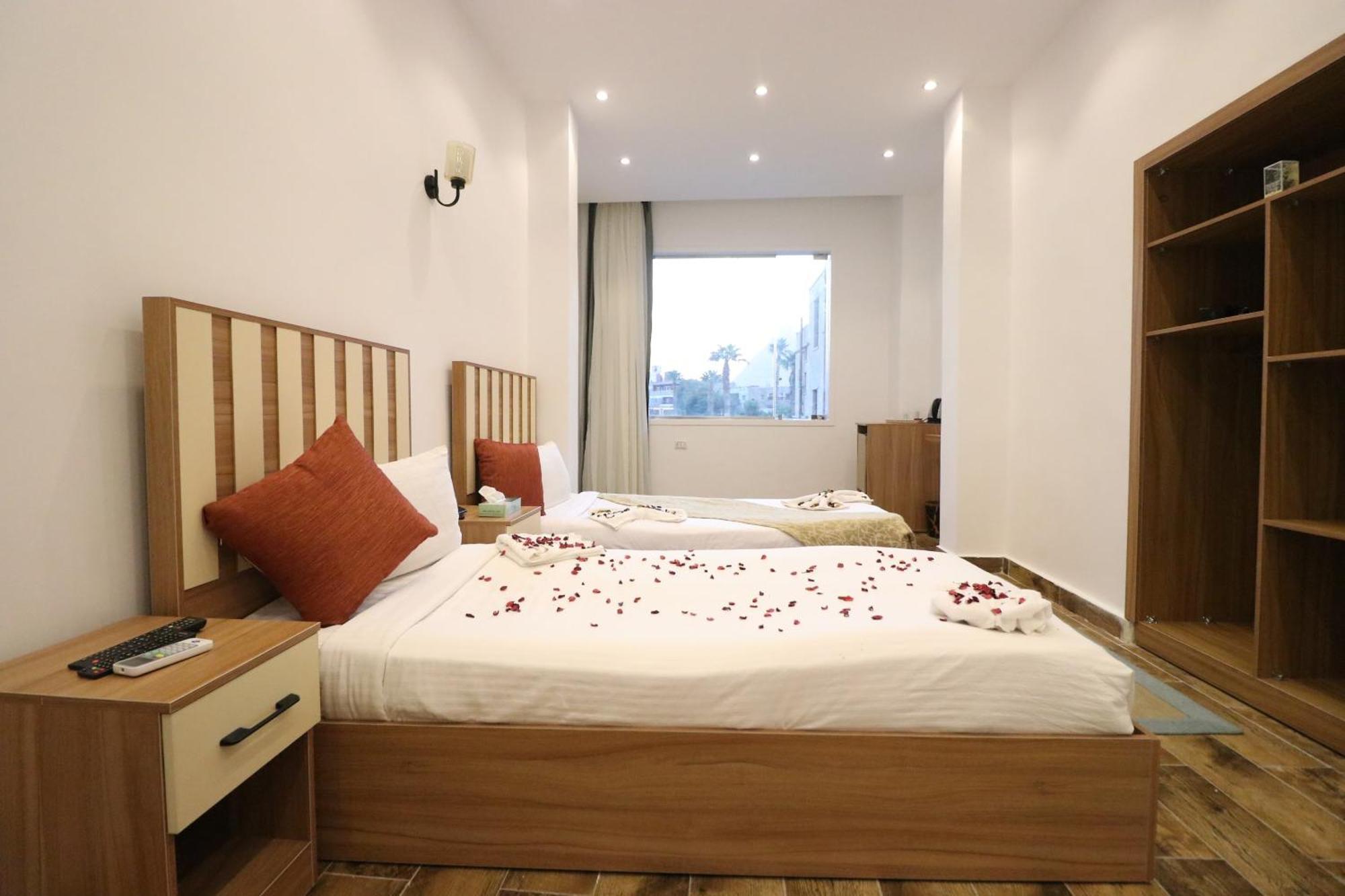 West Pyramids Hotel Kafret el-Gabal 外观 照片